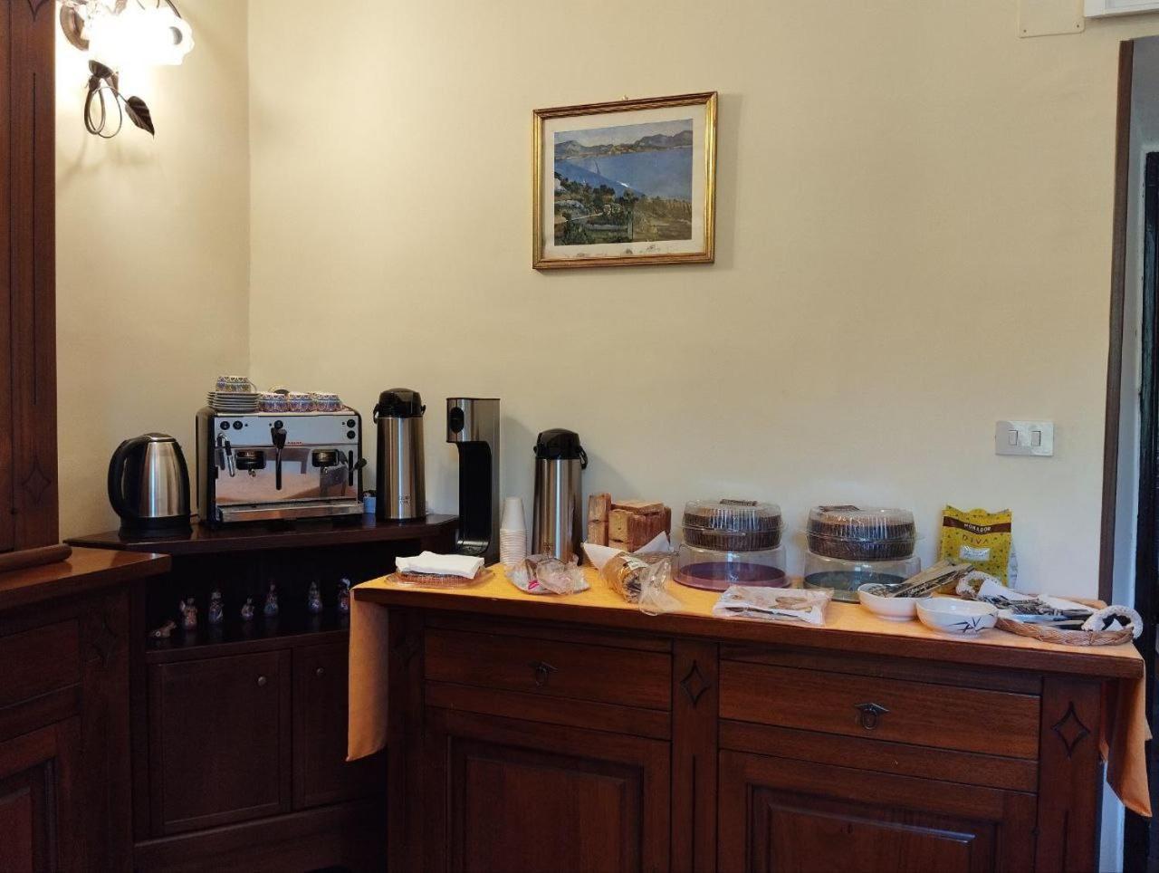 Villino Chelidonia Subiaco Bed & Breakfast エクステリア 写真
