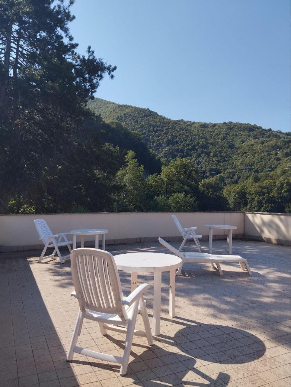 Villino Chelidonia Subiaco Bed & Breakfast エクステリア 写真