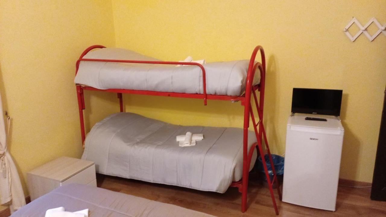 Villino Chelidonia Subiaco Bed & Breakfast エクステリア 写真